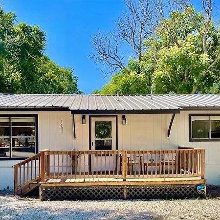 Canyon Lake River House Retreat-Location With Hot Tub Dış mekan fotoğraf